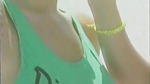 Baiser dans le film porno des filles vierges cul fait mal !