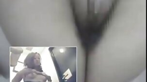 Une jeune salope est assise sur une sexe vierge video bite