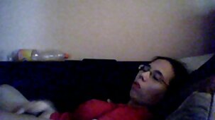 Prends ma bite dans ta main vierge xxx ! Que ressentez vous?