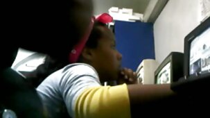 Un mari cocu regarde sa femme tromper un coursier film porno fille vierge et se masturber dessus