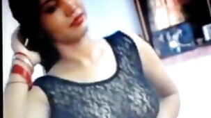 Si une étudiante s'assoit sur vous, ne niez pas la faire film porno vierge frire