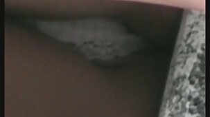 Tante voulait se film x gratuit vierge masturber en conduisant sa propre voiture