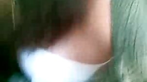 J'ai été séduit par ma video porn vierge belle-mère et j'ai mis sa main dans ma chatte