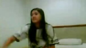 Puissant filme porno vierge orgasme matinal. Guy jouit de balles claquant