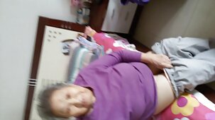 Sexe brutal dans la cuisine avec une très xxl video vierge belle fille